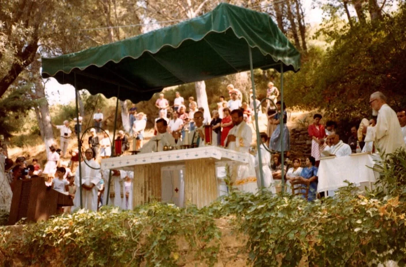 Efes'teki Meryem Ana Evi'nde 1970 ayin fotoğrafları #4 - Meryem Ana Evi Efes Selçuk Fotoğrafı